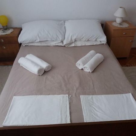 Apartman Nona Povljana Zewnętrze zdjęcie