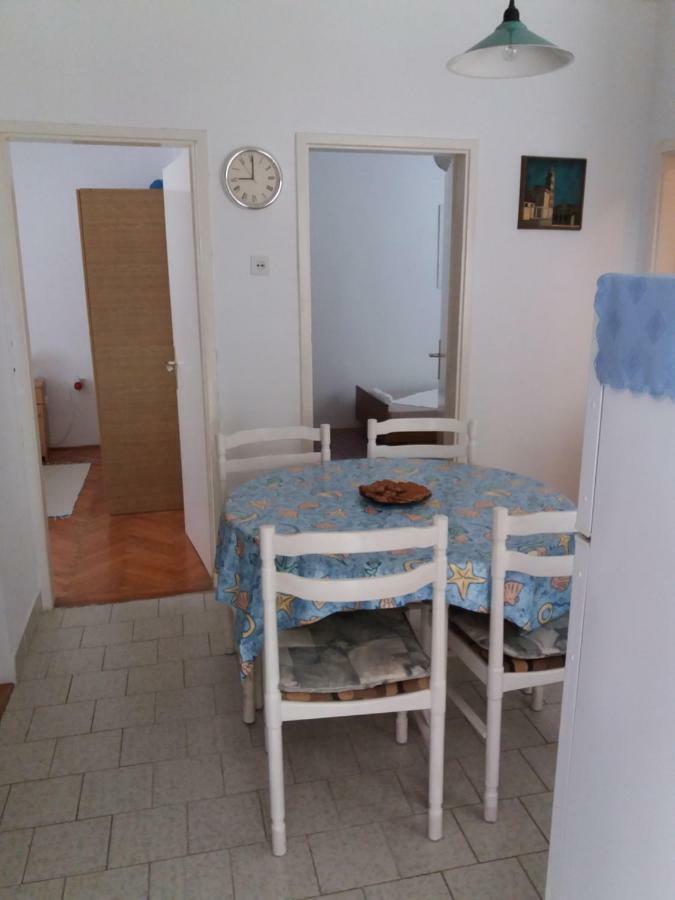 Apartman Nona Povljana Zewnętrze zdjęcie