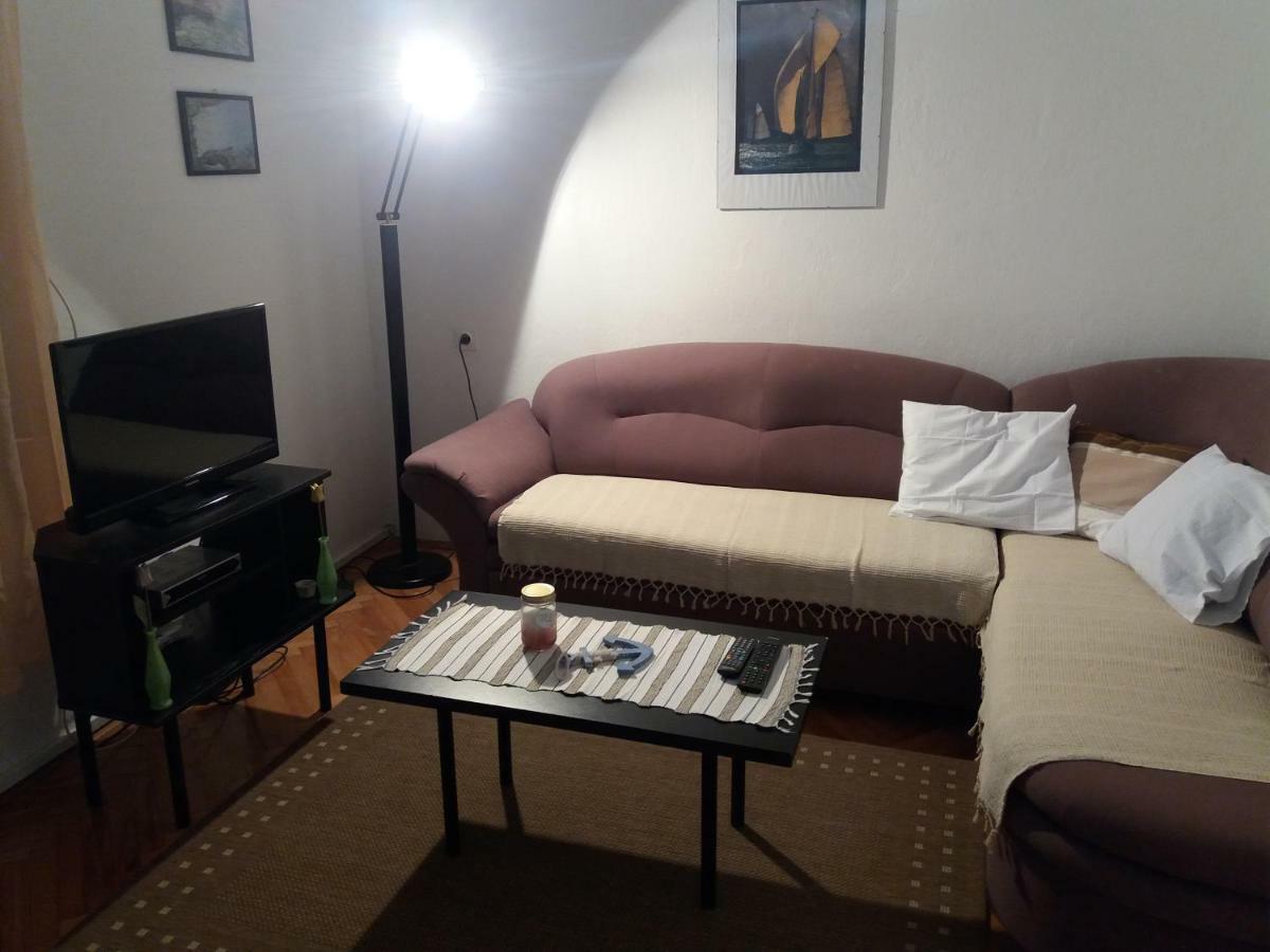 Apartman Nona Povljana Zewnętrze zdjęcie