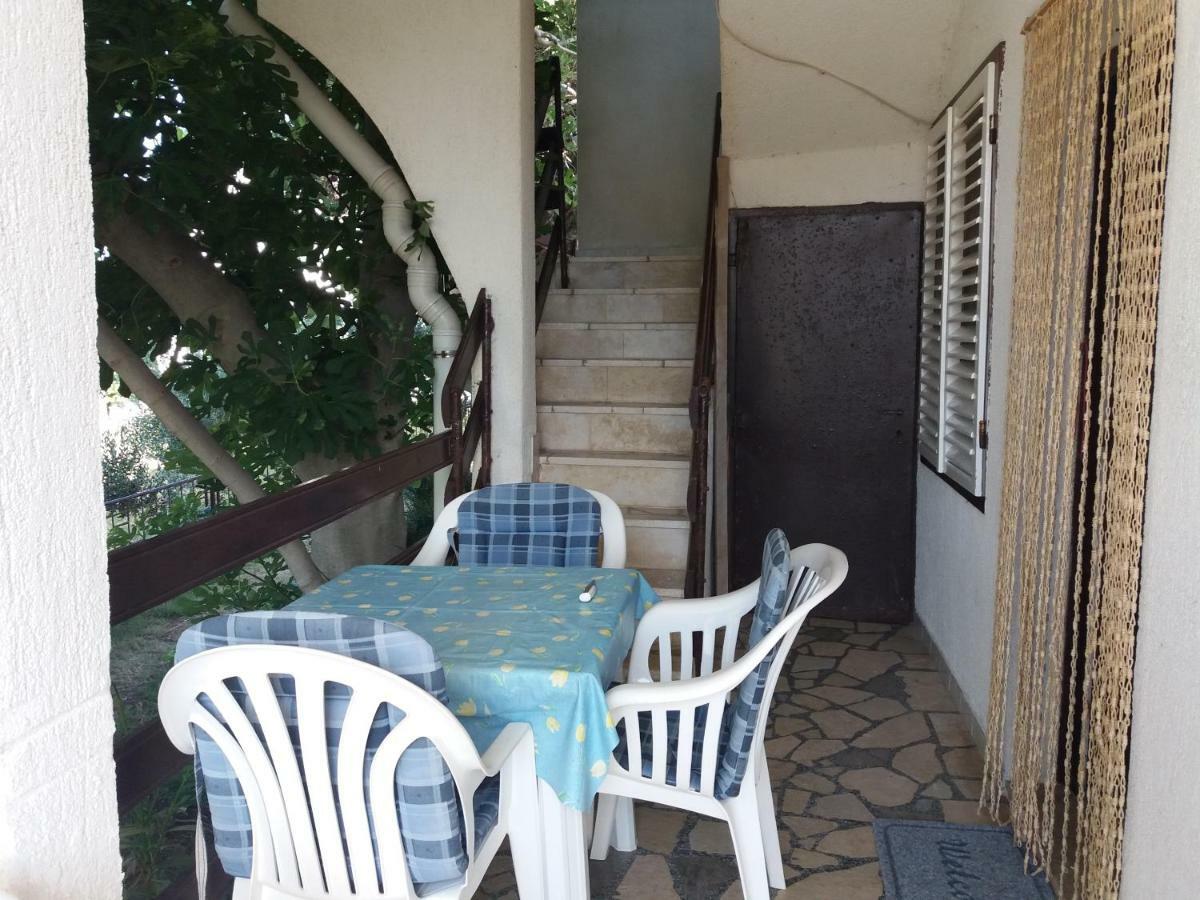 Apartman Nona Povljana Zewnętrze zdjęcie
